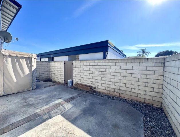 4692 Heil, Huntington Beach, CA 92649