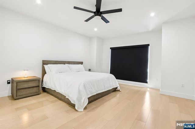 21 Cumbermeade Road, Fort Lee, NJ 07024