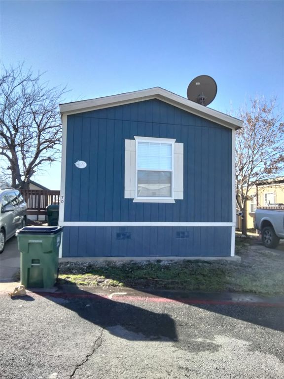 709 N Collins Freeway 70, Howe, TX 75459