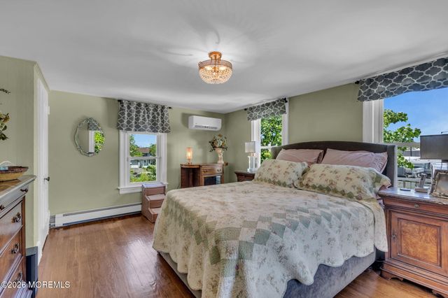927 Monroe Avenue, Asbury Park, NJ 07712