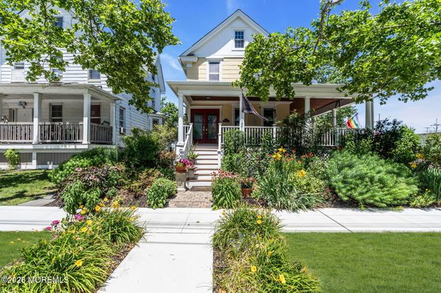 927 Monroe Avenue, Asbury Park, NJ 07712