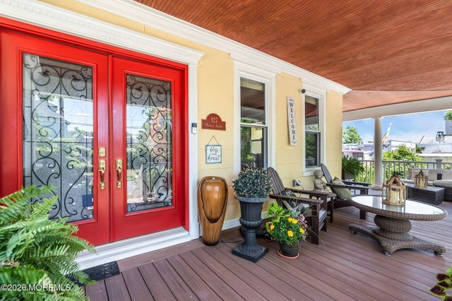 927 Monroe Avenue, Asbury Park, NJ 07712