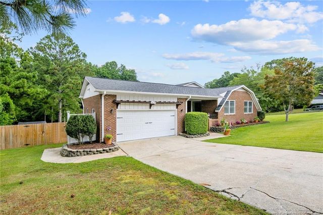 2129 Rolling Hill Road, Fayetteville, NC 28304