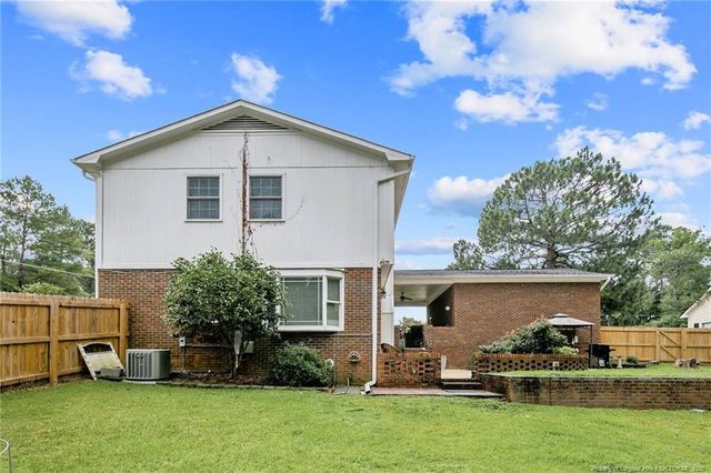 2129 Rolling Hill Road, Fayetteville, NC 28304