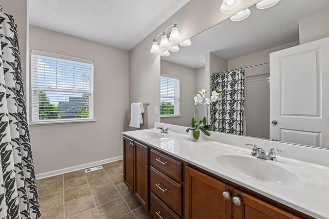 8205 Ridge Road, Victoria, MN 55386