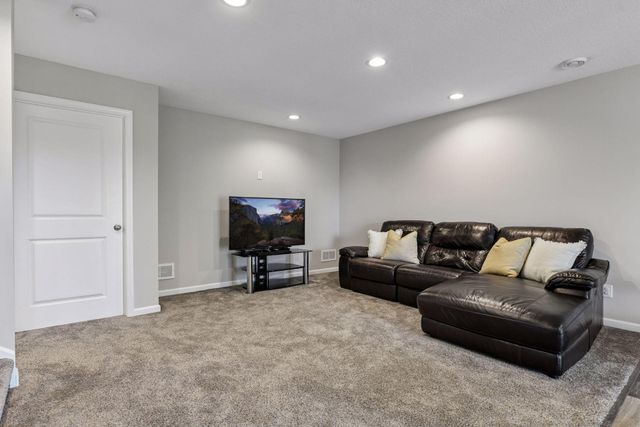 8205 Ridge Road, Victoria, MN 55386