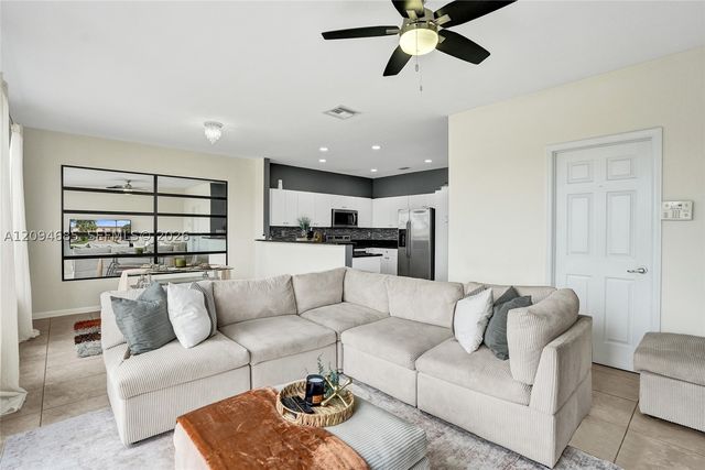 3169 NW 32nd Ct, Oakland Park, FL 33309