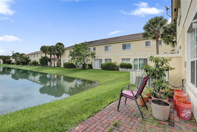 3169 NW 32nd Ct, Oakland Park, FL 33309