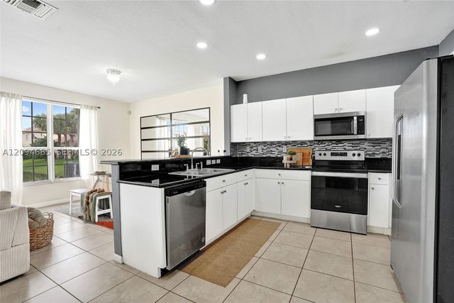 3169 NW 32nd Ct, Oakland Park, FL 33309