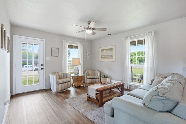 2726 Hill Lane, Cleburne, TX 76031