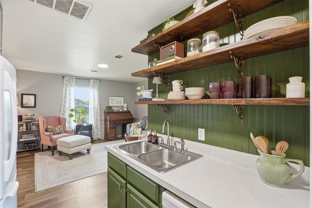 2726 Hill Lane, Cleburne, TX 76031