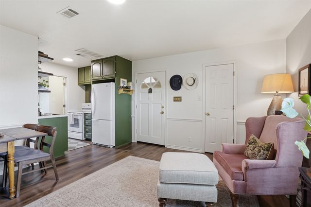 2726 Hill Lane, Cleburne, TX 76031