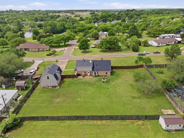 2726 Hill Lane, Cleburne, TX 76031