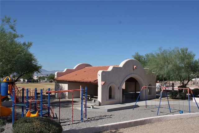 2218 Jo Ann Avenue, Bullhead City, AZ 86442