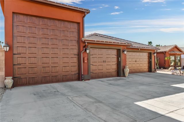 2218 Jo Ann Avenue, Bullhead City, AZ 86442
