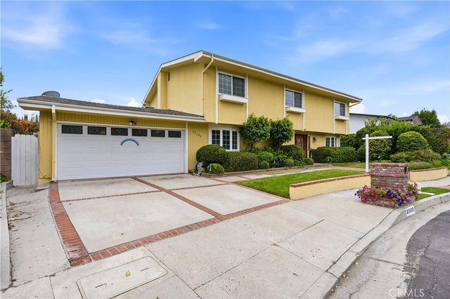 23406 Candlewood Way, West Hills, CA 91307
