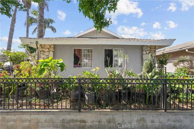 741 W 18th, Costa Mesa, CA 92627
