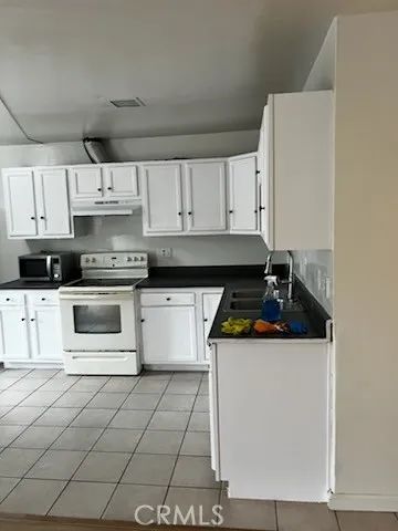 741 W 18th, Costa Mesa, CA 92627
