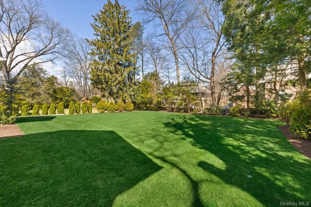 26 Overhill Road, Scarsdale, NY 10583