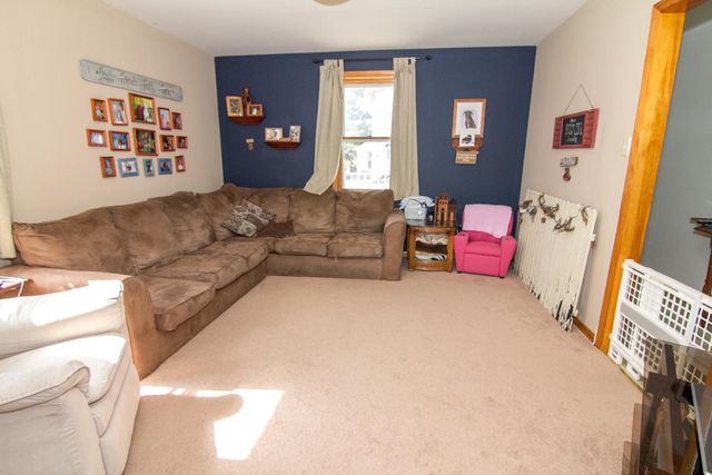 39-41 N RAILROAD AVE, Pedricktown, NJ 08067