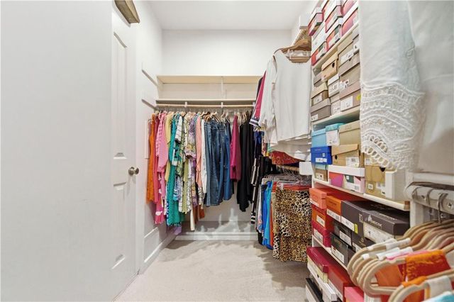 19313 W 98th Street, Lenexa, KS 66220