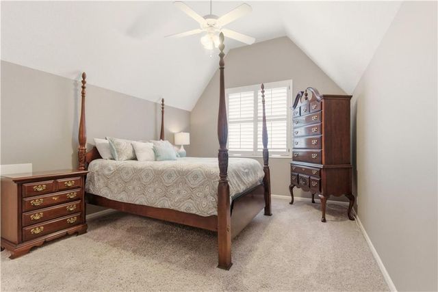 19313 W 98th Street, Lenexa, KS 66220