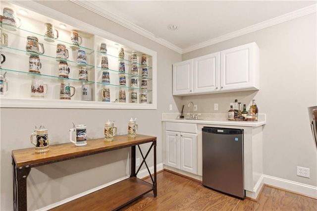 19313 W 98th Street, Lenexa, KS 66220