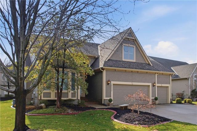 19313 W 98th Street, Lenexa, KS 66220