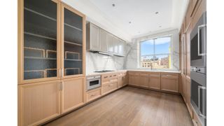225 W 86TH Street # 910, New York City, NY 10024
