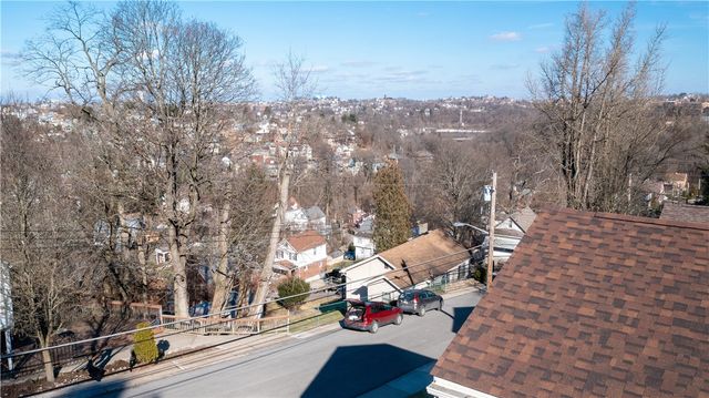 749 Tonopah Ave, Beechview, PA 15216