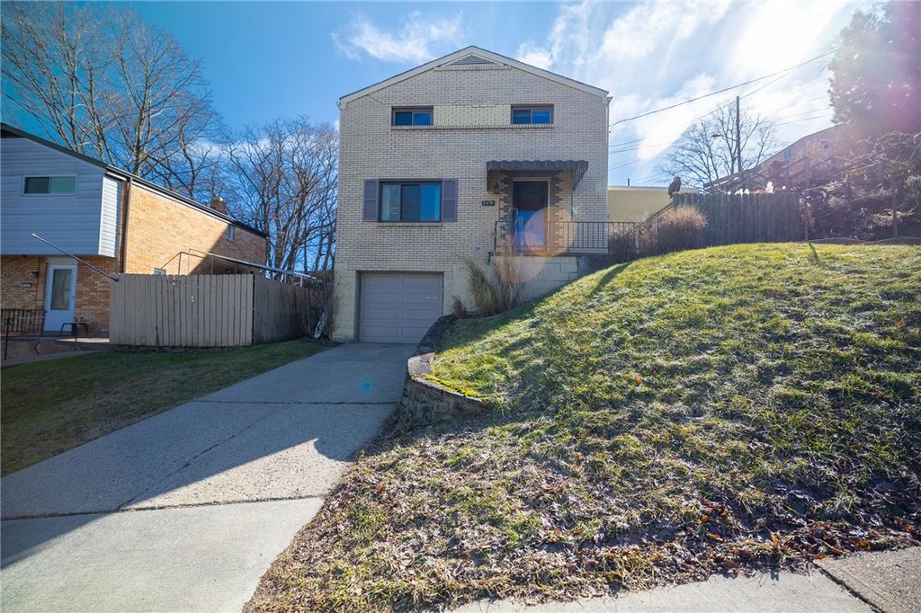 749 Tonopah Ave, Beechview, PA 15216