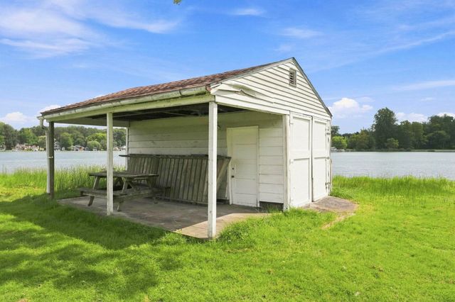 50818 Cornwall Road, Bristol, IN 46507