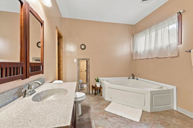50818 Cornwall Road, Bristol, IN 46507