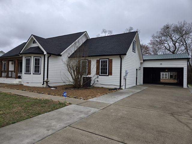 913 Indian Springs Cir, Manchester, TN 37355