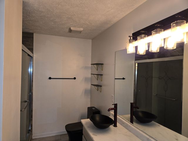 913 Indian Springs Cir, Manchester, TN 37355