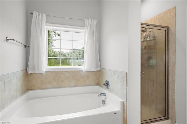 2828 Seven Eleven RD, Chesapeake, VA 23322