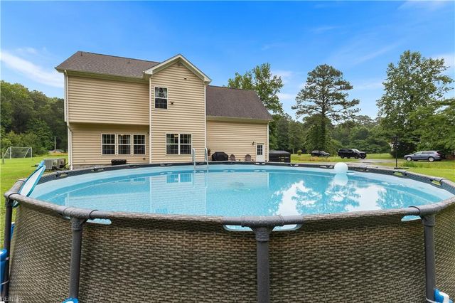 2828 Seven Eleven RD, Chesapeake, VA 23322