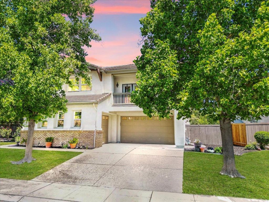 4860 Blackrock Dr, Sacramento, CA 95835
