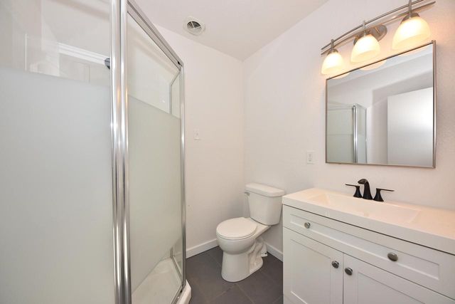 1350 Parkway DRIVE, Brookfield, WI 53005