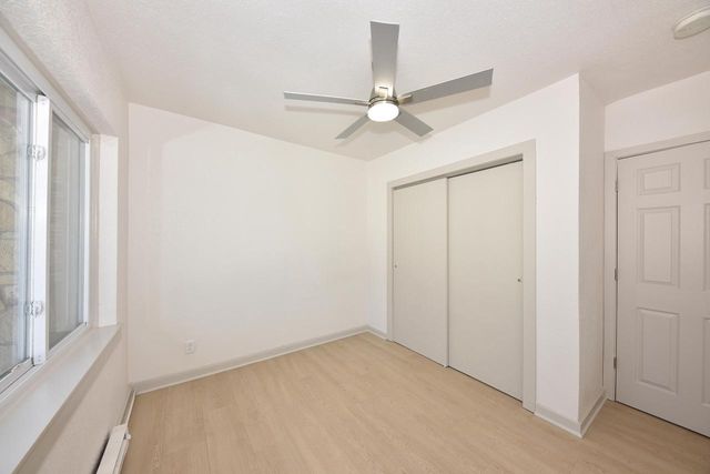 1350 Parkway DRIVE, Brookfield, WI 53005