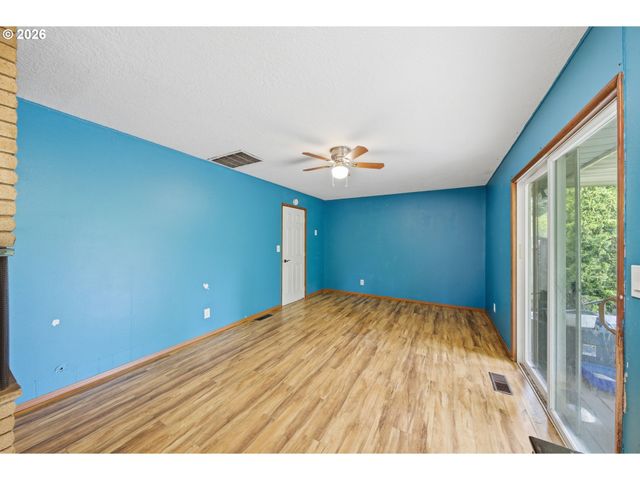 1605 JUNIPER St, Forest Grove, OR 97116