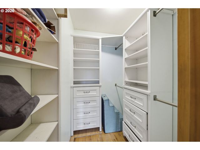 1605 JUNIPER St, Forest Grove, OR 97116