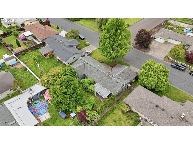 1605 JUNIPER St, Forest Grove, OR 97116