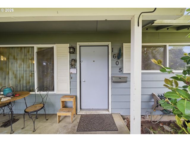 1605 JUNIPER St, Forest Grove, OR 97116