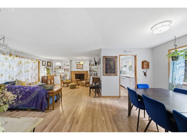 1605 JUNIPER St, Forest Grove, OR 97116