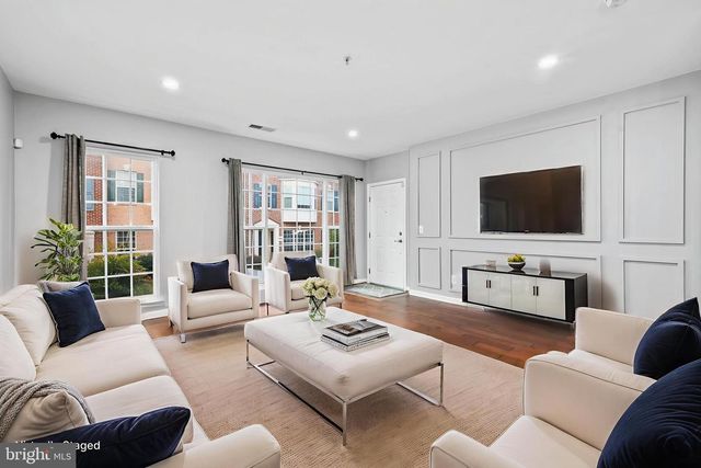 6153 ASTER HAVEN CIR, Haymarket, VA 20169