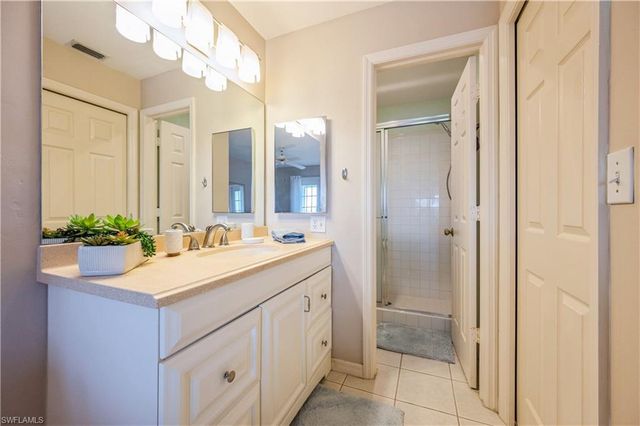 1325 Mainsail DR # 1213, Naples, FL 34114