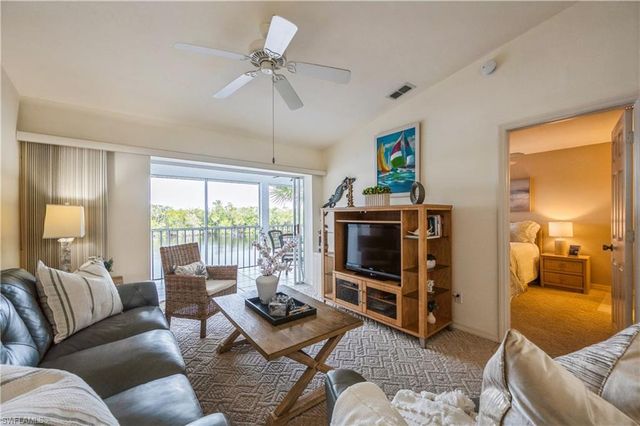 1325 Mainsail DR # 1213, Naples, FL 34114
