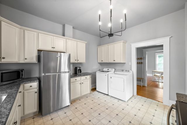 440 N 2nd St, Clarksville, TN 37040