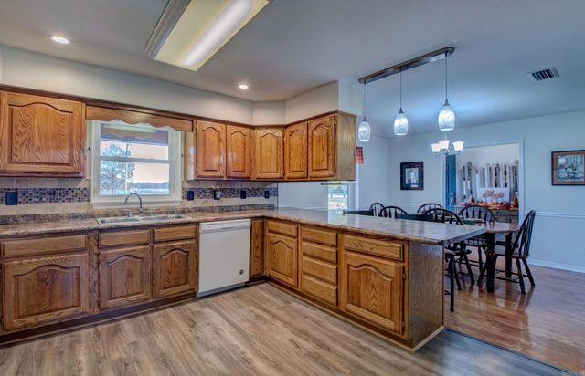 817 N Walkers Corner Road, Scott, AR 72142